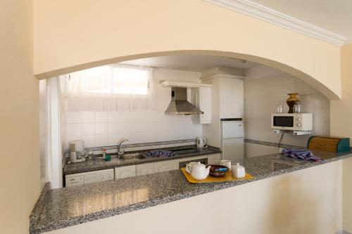El Marques Palace by Intercorp Group - image 12