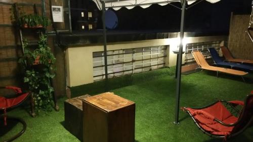 Hostel Colours - image 8