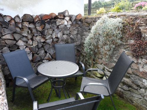 Kert, Stylová chalupa na kraji národního parku Šumava (Stylova chalupa na kraji narodniho parku Sumava) in Petrovice U Susice