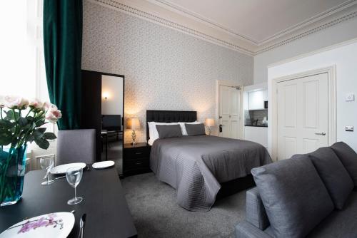 Grosvenor Suites - image 10