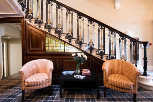 Grosvenor Suites - image 4