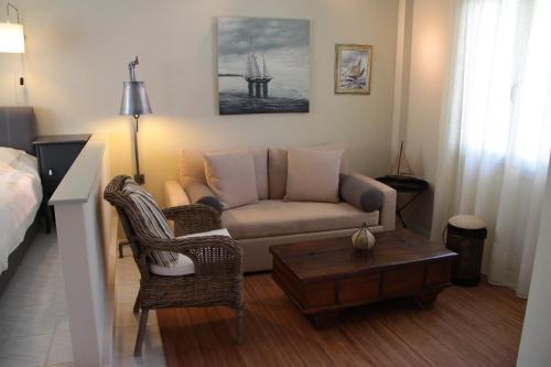 Captain Yiannis - image 2