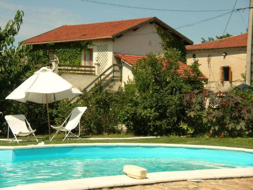Accommodation in Albon