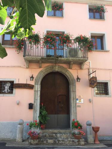 La Locanda Di San Francesco Hotel de charme Figunni