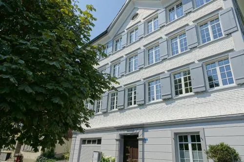 Modernes Apartment in historischem "Haus zur Rose" in Speicher, Schweiz