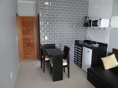 Studio Apartment with Sea View image 2