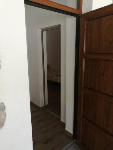 Apartmani Gmitrovic - image 10