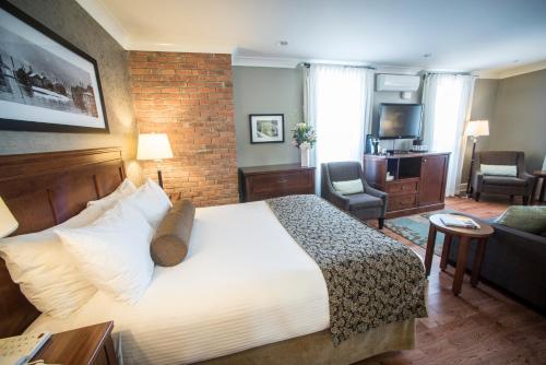 156457855 Hume Hotel & Spa