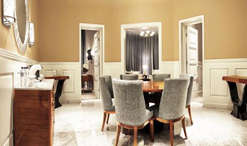 Facilities, Grand Hotel Preanger in Bandung