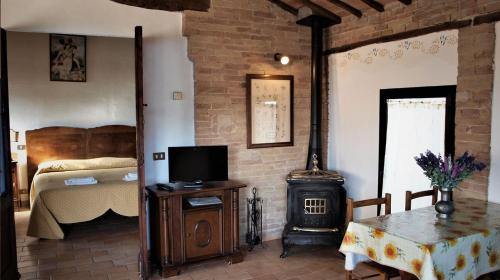 Agriturismo La Grotta Di Montecchino - image 13