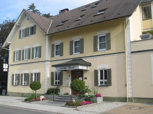 Hotel Rauch Ettringen (Bavaria)