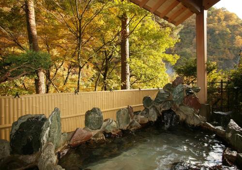 Szabadtéri fürdő, Itoen Hotel Oze Oigami Sanrakuso in Minakami