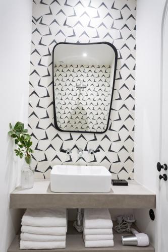 Loft Greneta - image 13