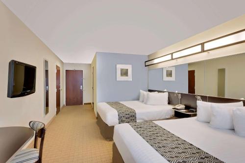 Microtel Inn and Suites by Wyndham - Geneva - main image