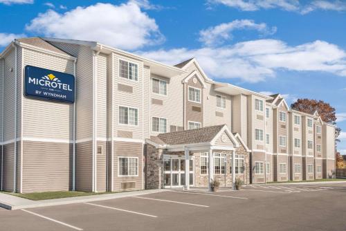 Microtel Inn & Suites by Wyndham Binghamton - Hotel