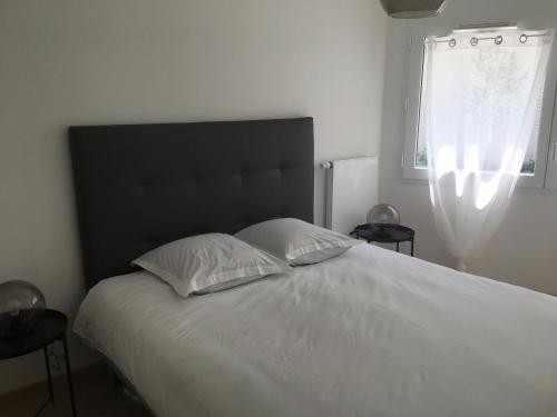 Relax In - main image