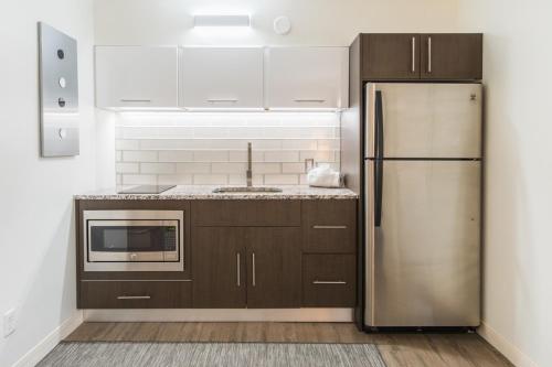 Kuchnia, Hibiscus Suites - Sarasota in Sarasota (Floryda)