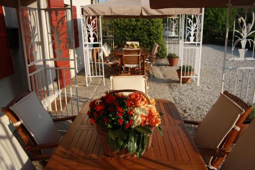 B&B Pleris - image 4