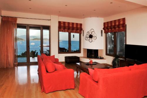 Közös társalgó / TV, Poseidon villa m ammos in Vassilias - Ftelia