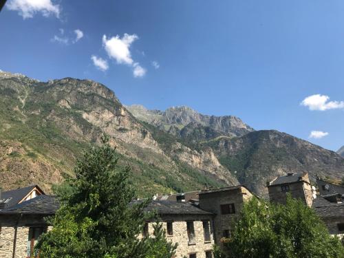 Tuca de Ixeia-BPirineos - image 3