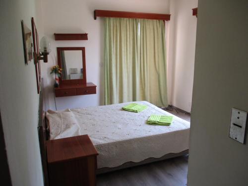 Onisillos Hotel - image 2