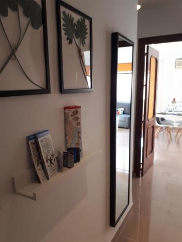 ردهة, La casa de Blanca. Coqueto piso céntrico y cerca de todo (La casa de Blanca. Coqueto piso centrico y cerca de todo) in Poligono de San Isidro