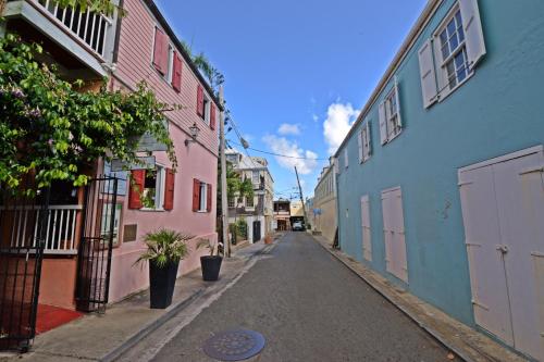المنظر الخارجي, Historic Apartment in the Heart of Christiansted in كريستينستد