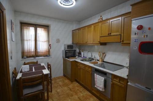 Kitchen, Casa Rural Teodoro Barrio in Aribe