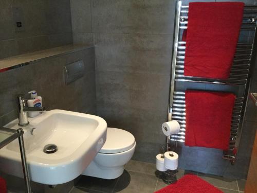 Castlefield Apartment - image 14