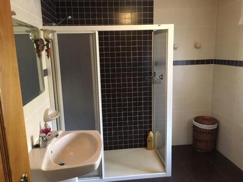  Vivienda vacacional casa pereira luarca in Cabornas