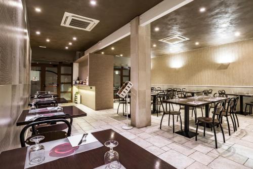 餐廳, Hotel New Bari in 比特里托