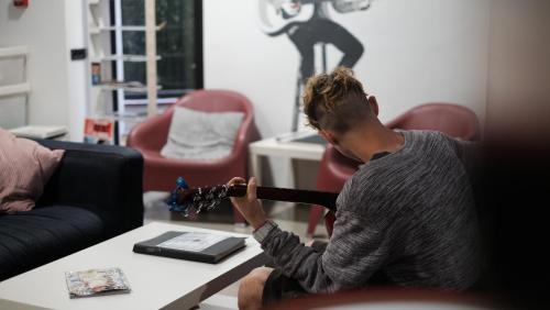 Alternative Creative Youth Hostel Barcelona - image 10