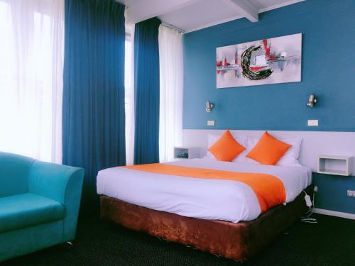 room detail thumbnail 0