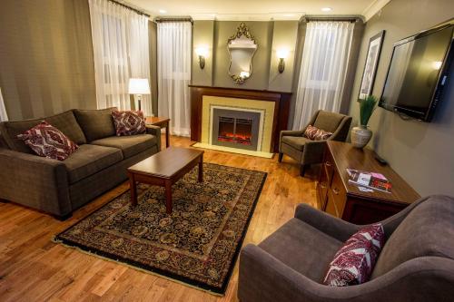 156603395 Hume Hotel & Spa