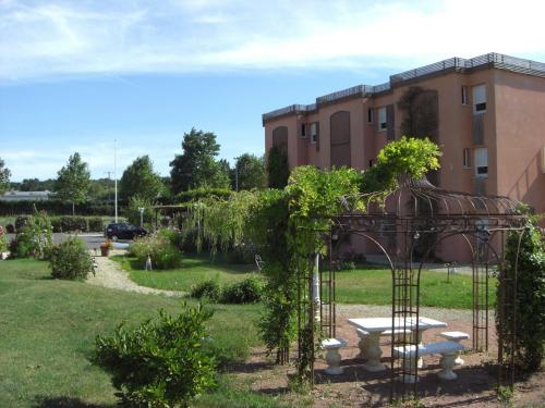 Hotel Au Sans Souci - Hôtel - Chinon