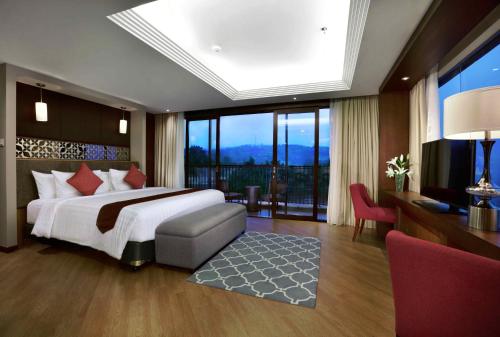 ASTON Sentul Lake Resort & Conference Center in Bogor
