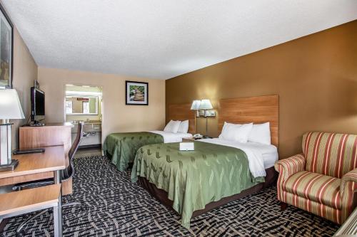 Double Room with Two Double Beds - Accessible/Non-Smoking