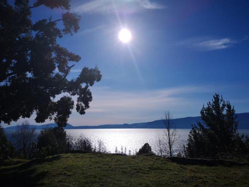 Cabañas Ayalén con vista al Lago