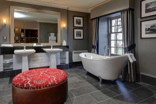 Best Western Eglinton Arms Hotel - image 6
