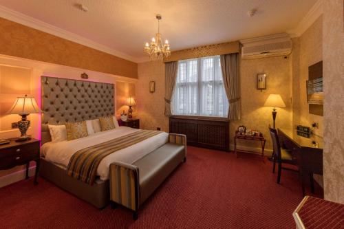 ทัศนียภาพภายนอกโรงแรม, Rogerthorpe Manor Hotel in ทอร์ปออดลิน