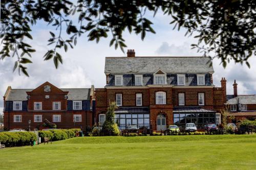 Old Hunstanton Le Strange Arms Hotel