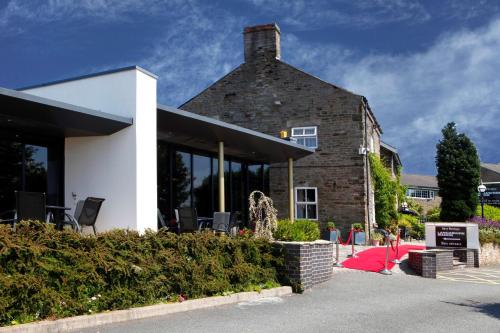 B/W Plus Lancashire Manor Hotel - image 14