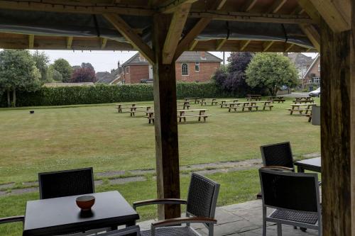 The Vine Hotel Skegness - image 11