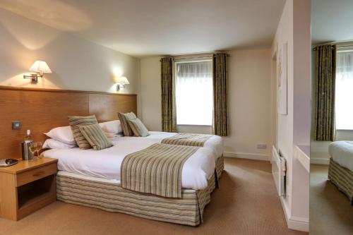 Best Western Plus Sheffield Mosborough Hall Hotel Stop at BEST WESTERN PLUS Mosborough Hall Hotel to discover the wonders of Sheffield. The property features a wide range of facilities to make your stay a pleasant experience. 24-hour front desk, faci