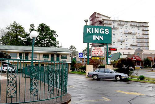. Kings Inn Hot Springs