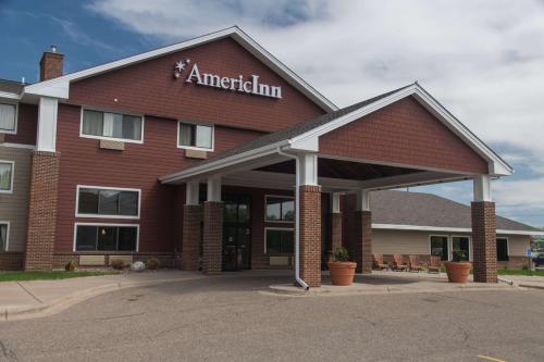 AmericInn by Wyndham Mounds View Minneapolis - Hotel - Mounds View