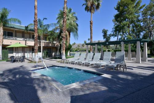 Travelodge by Wyndham Palm Springs