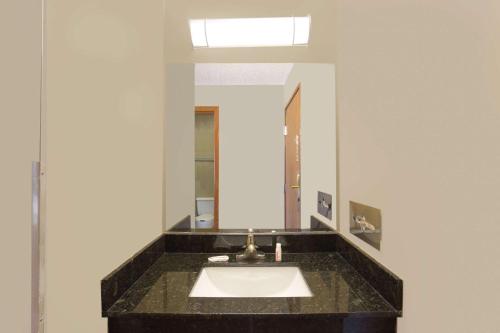 Deluxe Double Room with Two Double Beds - Non-Smoking