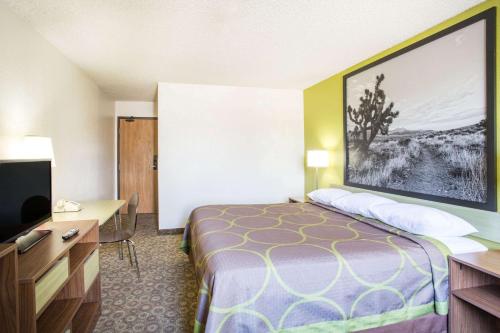 Queen Room - Disability Access/Non-Smoking