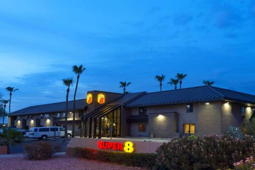 Facilities, Super 8 By Wyndham Chandler Phoenix in Phoenix (AZ)